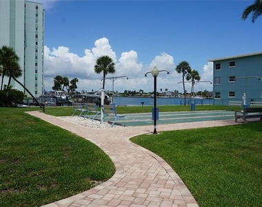 300 64th Avenue - Photo Thumbnail 6