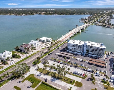 500 Treasure Island Cswy - Photo Thumbnail 33