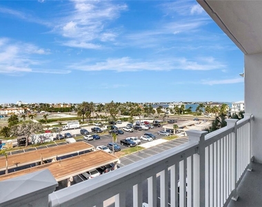 500 Treasure Island Cswy - Photo Thumbnail 10