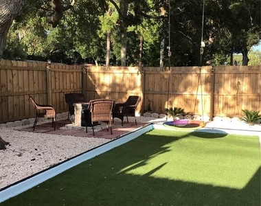 5151 Duhme Road - Photo Thumbnail 7