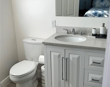 5151 Duhme Road - Photo Thumbnail 17