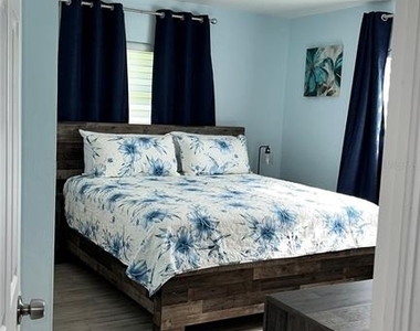 5151 Duhme Road - Photo Thumbnail 13