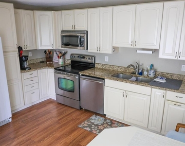 60 Dale Place - Photo Thumbnail 2