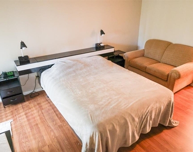 60 Dale Place - Photo Thumbnail 9