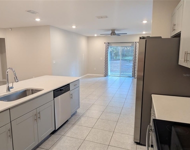 13196 Thrasher Avenue - Photo Thumbnail 4