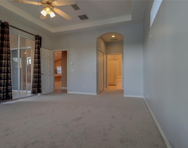 10215 Evergreen Hill Drive - Photo Thumbnail 28