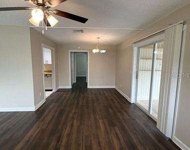 301 Friar Court - Photo Thumbnail 9
