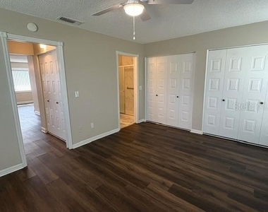 301 Friar Court - Photo Thumbnail 21
