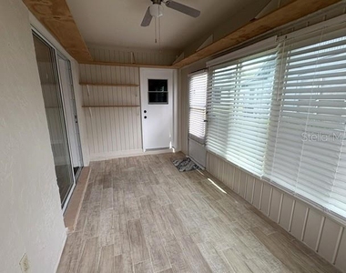 301 Friar Court - Photo Thumbnail 33