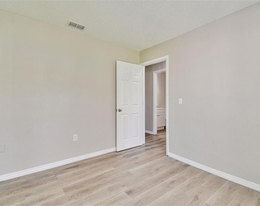 726 Haven Place - Photo Thumbnail 31