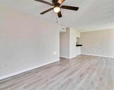 726 Haven Place - Photo Thumbnail 20