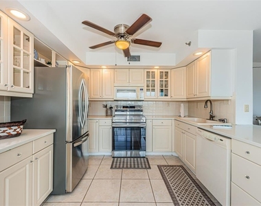 6322 Palma Del Mar Boulevard S - Photo Thumbnail 7