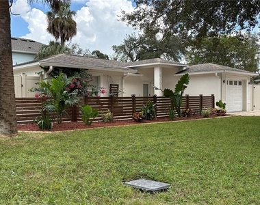 6001 N Lynn Avenue - Photo Thumbnail 3