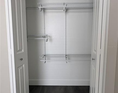 6001 N Lynn Avenue - Photo Thumbnail 22