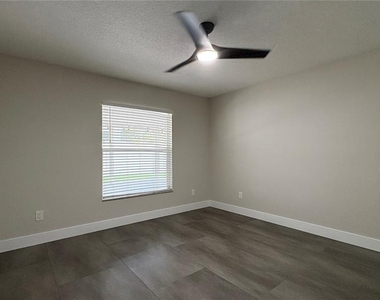 6001 N Lynn Avenue - Photo Thumbnail 15