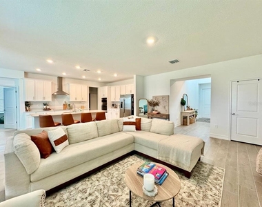 10145 Eaglecreek Loop - Photo Thumbnail 9