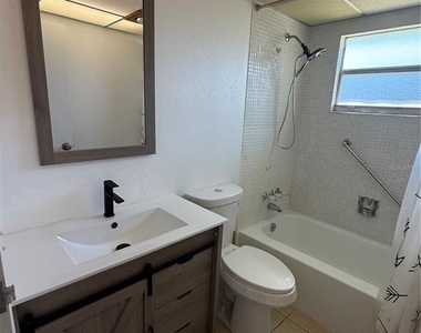 101 Cambridge Trail - Photo Thumbnail 15