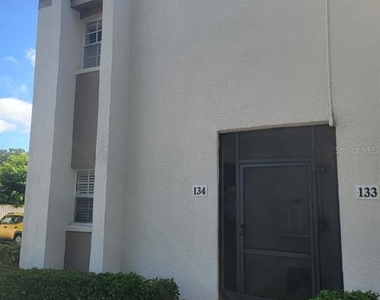 711 Russell Lane - Photo Thumbnail 1