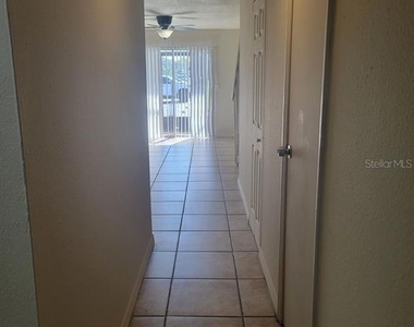 711 Russell Lane - Photo Thumbnail 7