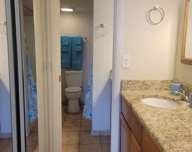 711 Russell Lane - Photo Thumbnail 14