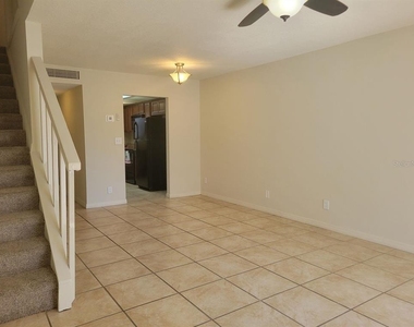 711 Russell Lane - Photo Thumbnail 10