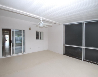 2027 Fluorshire Drive - Photo Thumbnail 7