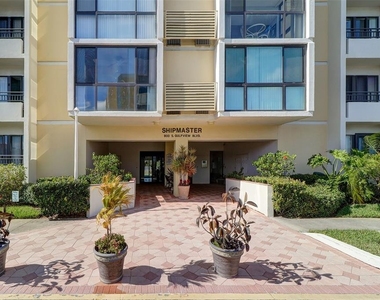 800 S Gulfview Boulevard - Photo Thumbnail 1