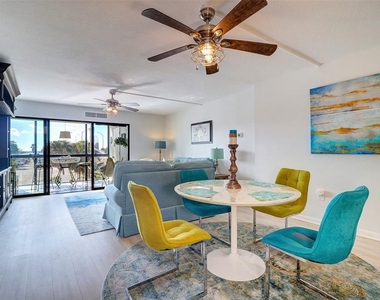 800 S Gulfview Boulevard - Photo Thumbnail 2