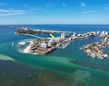 800 S Gulfview Boulevard - Photo Thumbnail 25