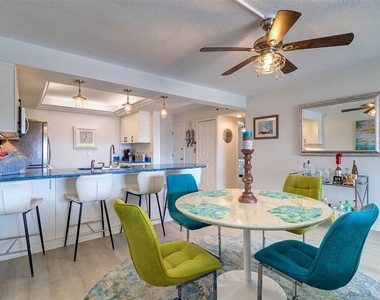 800 S Gulfview Boulevard - Photo Thumbnail 10