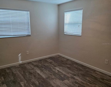 433 James Street - Photo Thumbnail 8