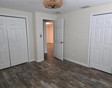 433 James Street - Photo Thumbnail 16