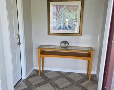 433 James Street - Photo Thumbnail 2