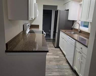 433 James Street - Photo Thumbnail 12