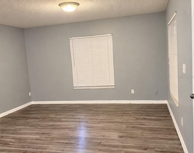 3514 E Mohawk Avenue - Photo Thumbnail 14
