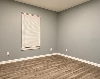 3514 E Mohawk Avenue - Photo Thumbnail 10