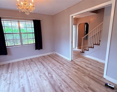 548 Martin Luther King Boulevard Ne - Photo Thumbnail 20