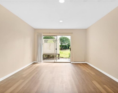 1695 Lee Road - Photo Thumbnail 9