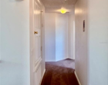 727 James Court - Photo Thumbnail 25