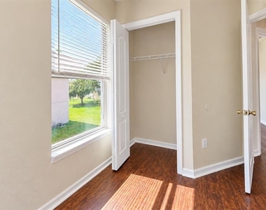 703 Bluebill Place - Photo Thumbnail 13