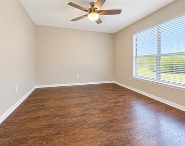 703 Bluebill Place - Photo Thumbnail 9