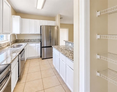 703 Bluebill Place - Photo Thumbnail 7