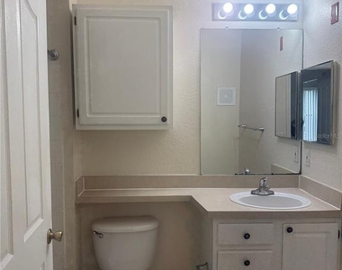 8927 Legacy Court - Photo Thumbnail 17