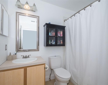 6506 Swissco Drive - Photo Thumbnail 18