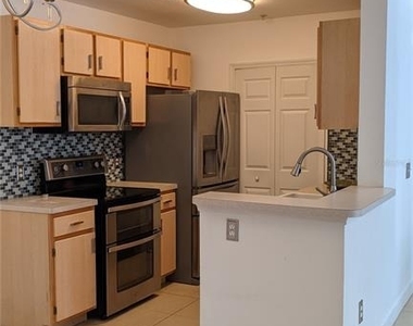 6506 Swissco Drive - Photo Thumbnail 9
