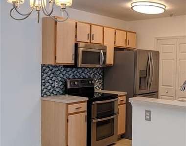 6506 Swissco Drive - Photo Thumbnail 8