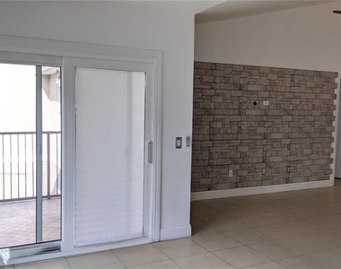 6506 Swissco Drive - Photo Thumbnail 6