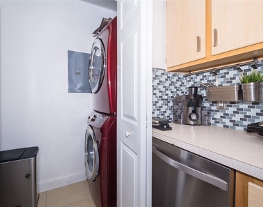6506 Swissco Drive - Photo Thumbnail 12