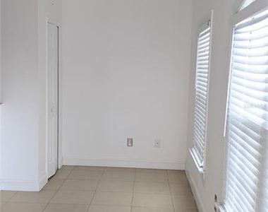 6506 Swissco Drive - Photo Thumbnail 21