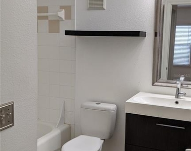 6506 Swissco Drive - Photo Thumbnail 15